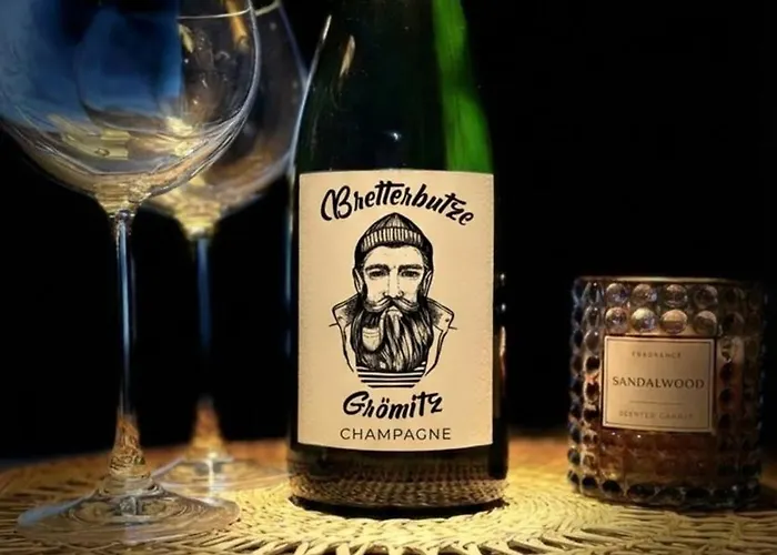 Bretterbutze Designbutze *